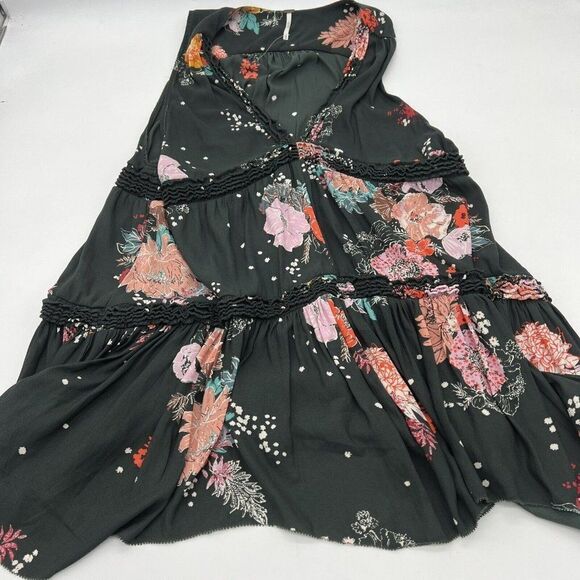 Free People Haze Floral Tiered Tunic Top Blouse Size M - Picture 1 of 4